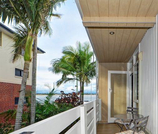 272 Marine Parade, Labrador QLD 4215