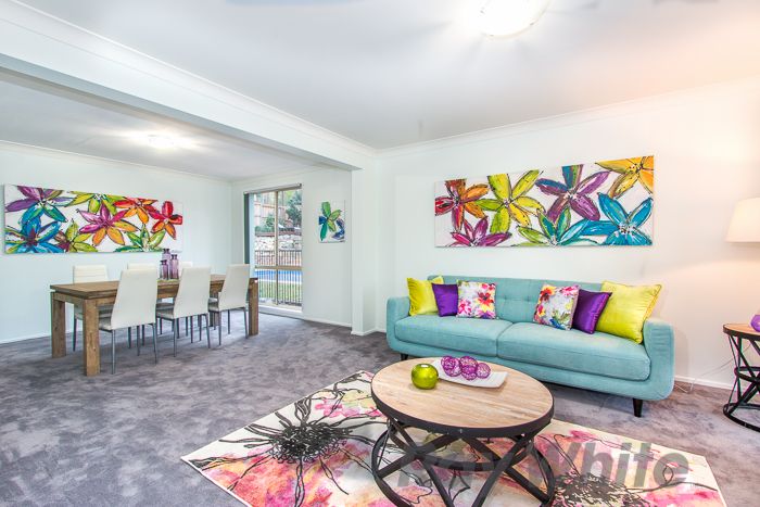 42 Robinia Grove, Garden Suburb, NSW 2289