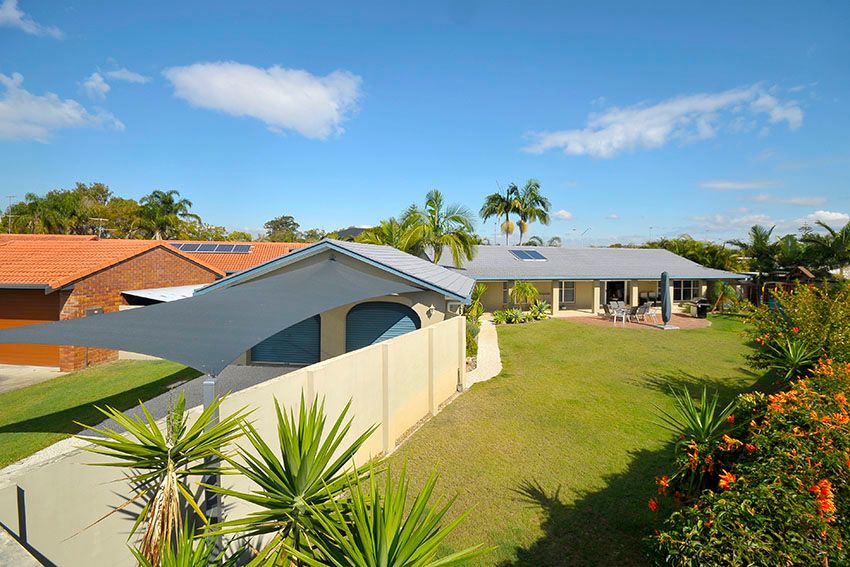 16 Mayra Court, Mermaid Waters QLD 4218
