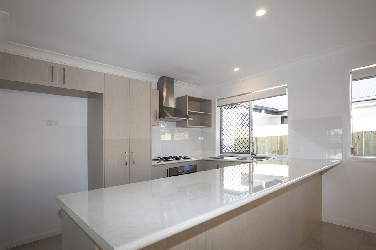 10 Firetail Street, Deebing Heights, QLD 4306