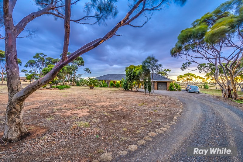 1411 Boundary Road, Mount Cottrell, VIC 3024