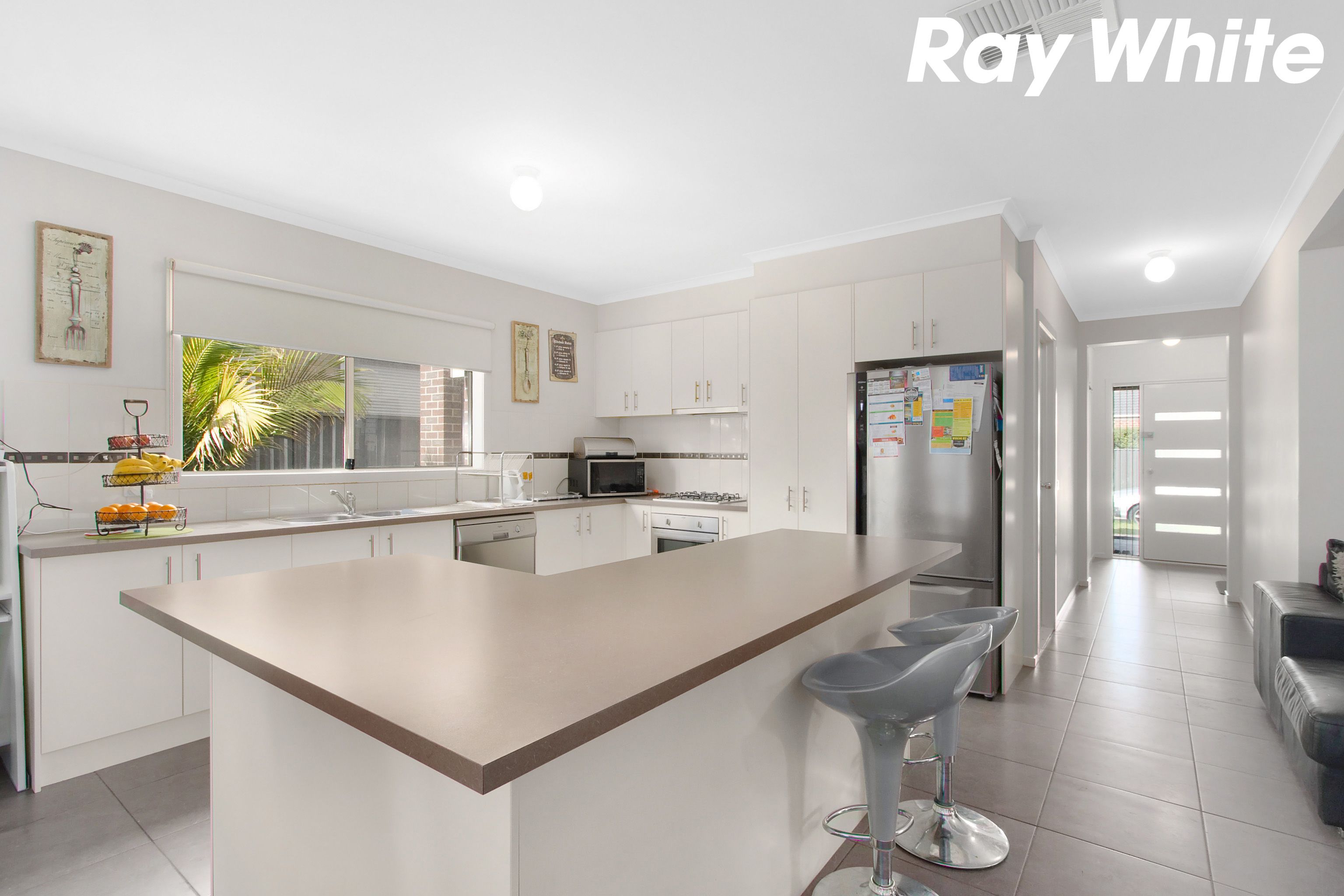 21 Westwood Grove, Pakenham, VIC 3810