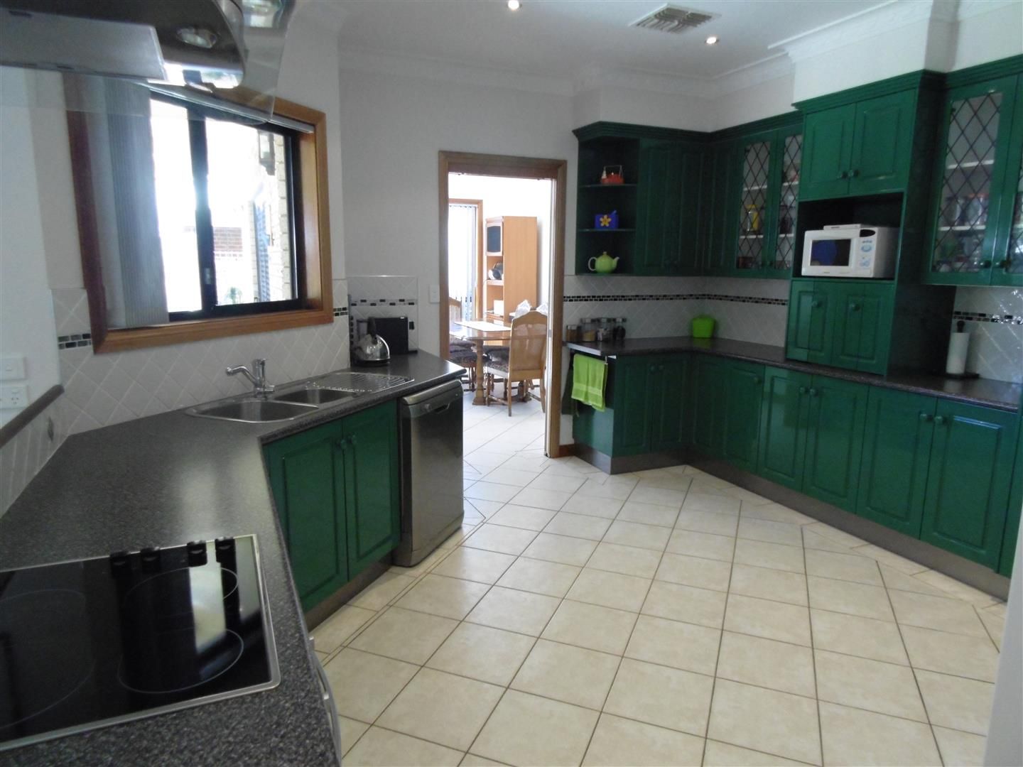 6 Talbot Street, Parkes, NSW 2870