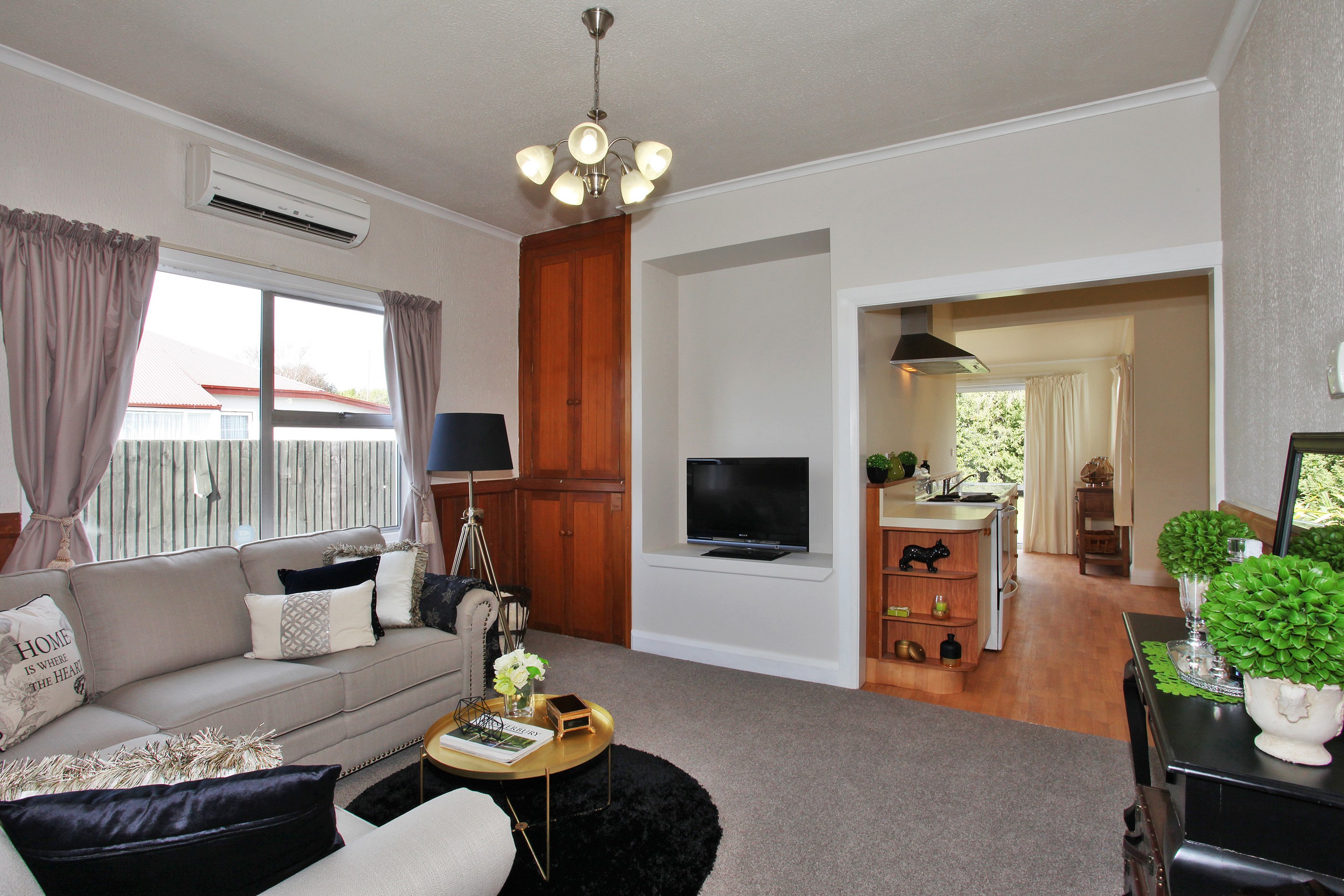 8 Mackenzie Avenue, Woolston, Christchurch City