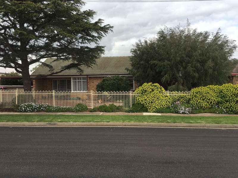 4 Greenock Drive, Sturt, SA 5047 Sold House Ray White Glenelg