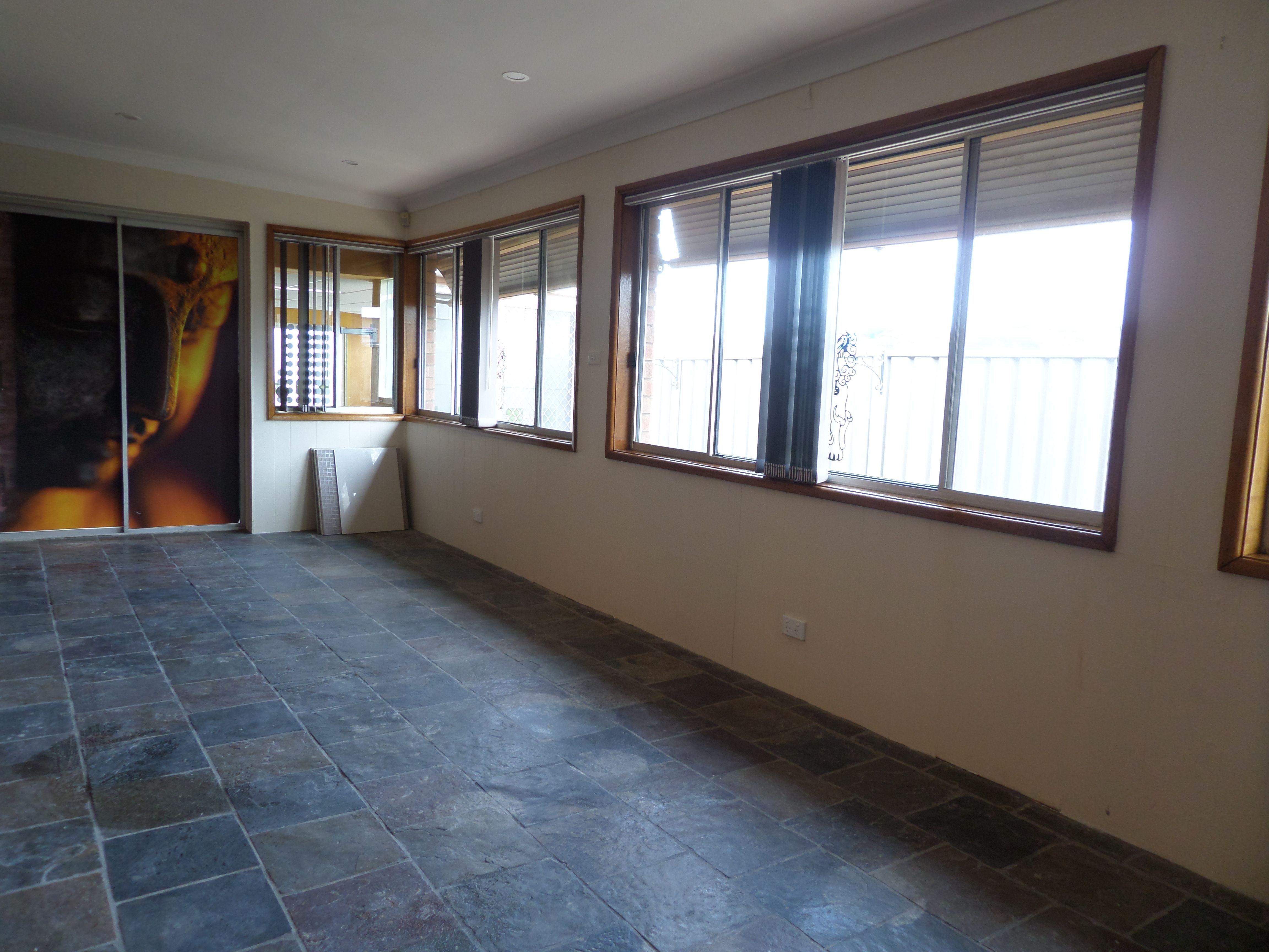 5 Colong Close, Hoxton Park, NSW 2171