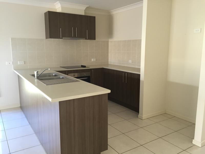 7 McCarthy Crescent, Goodna, QLD 4300