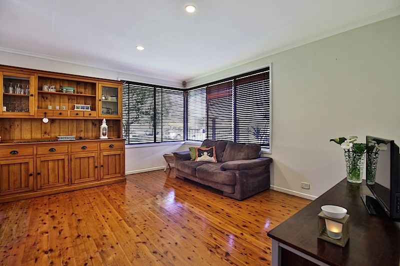 52 Roycroft Avenue, Mount Warrigal, NSW 2528