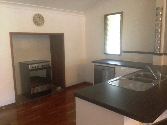 42 Wharf Street, Depot Hill, QLD 4700