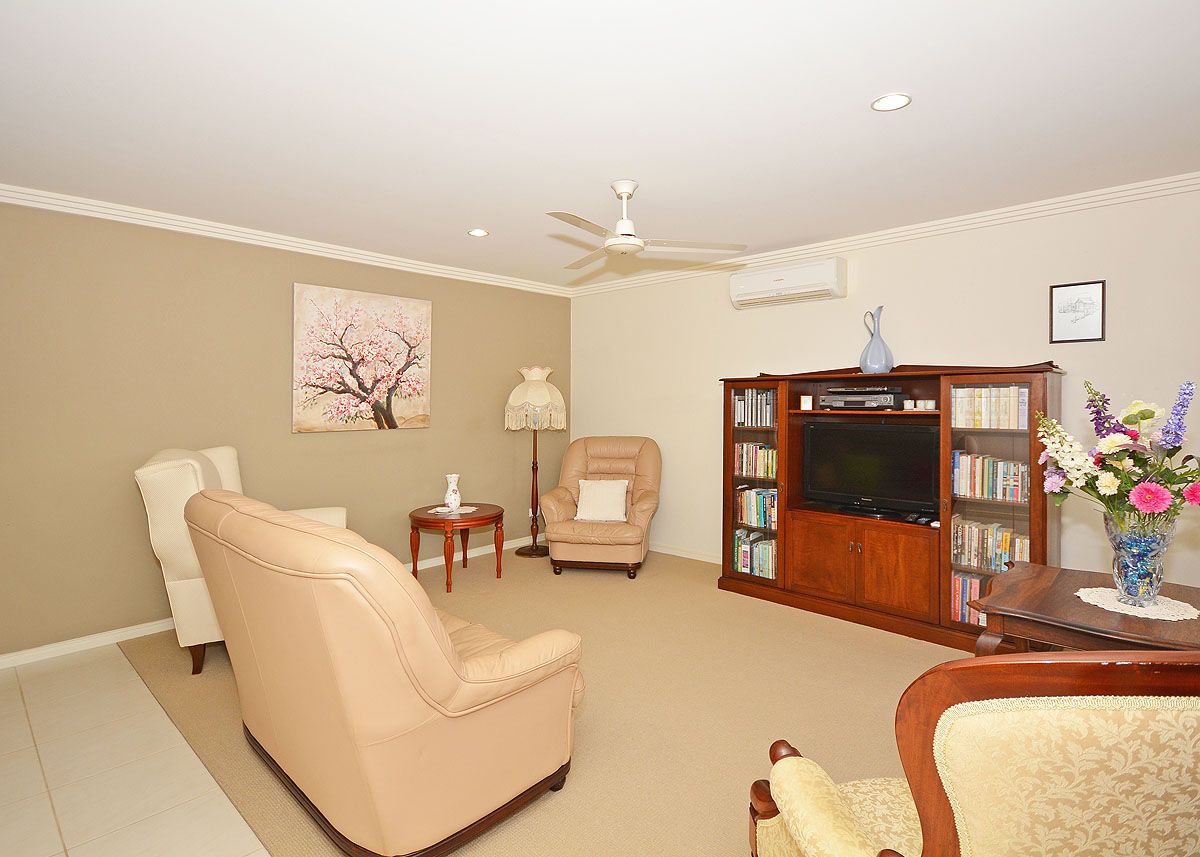 9 Picadilly Circuit, Urraween, QLD 4655