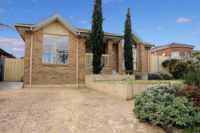 19 Rodney Court, Skye VIC 3977