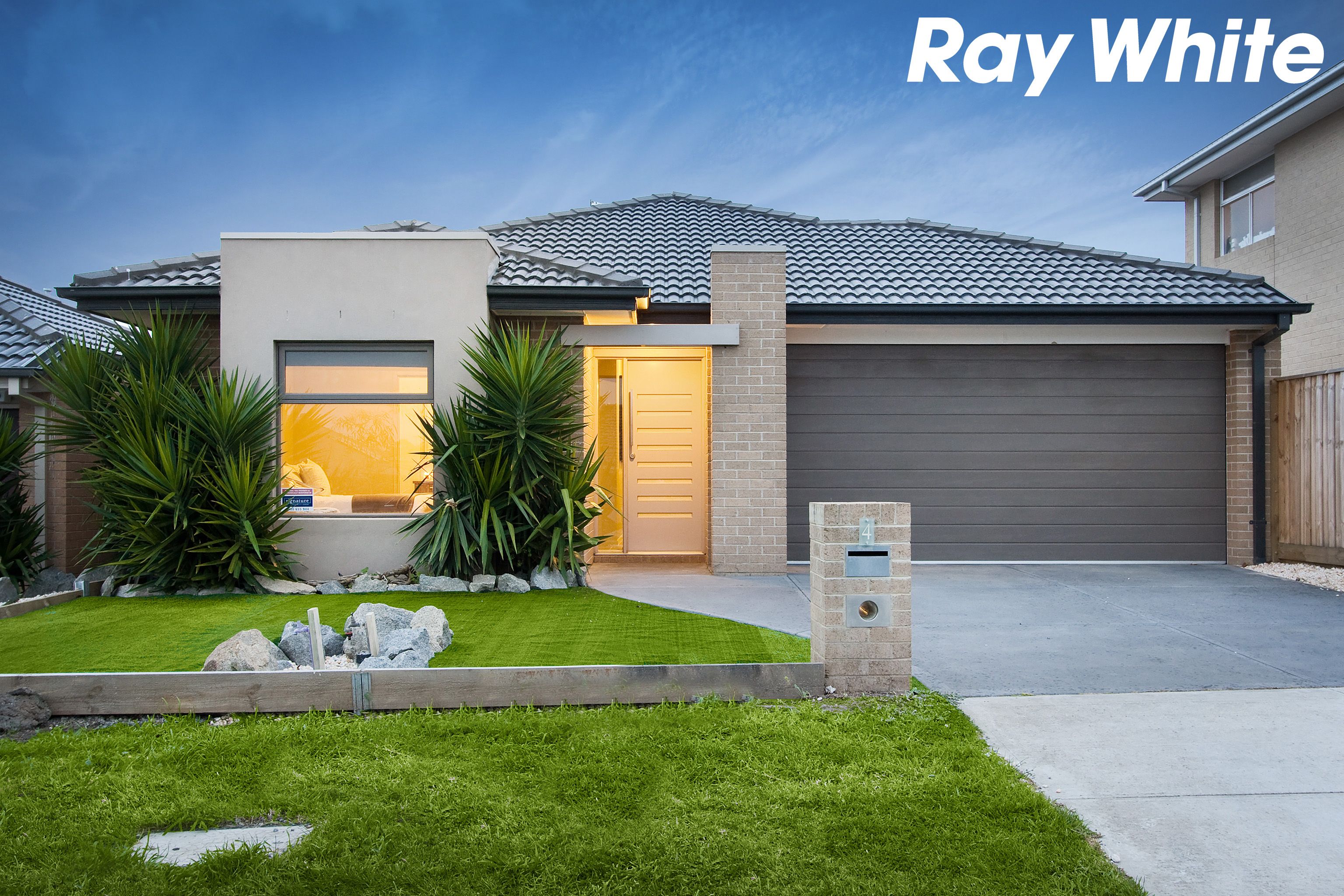 4 Embling Street, Pakenham VIC 3810