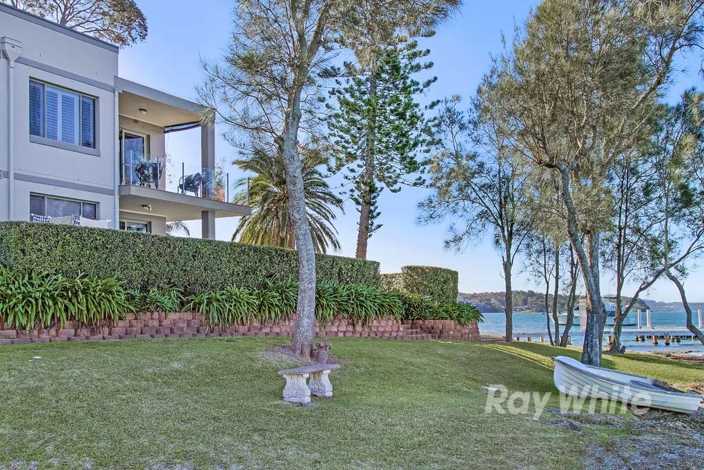 4/8 Ambrose Street, Carey Bay, NSW 2283