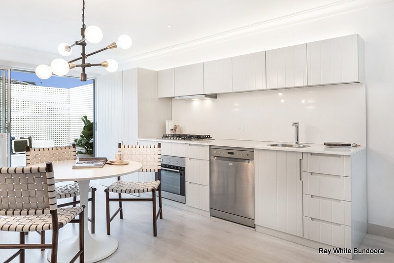 2/132 Hoffmans Road, Essendon, VIC 3040