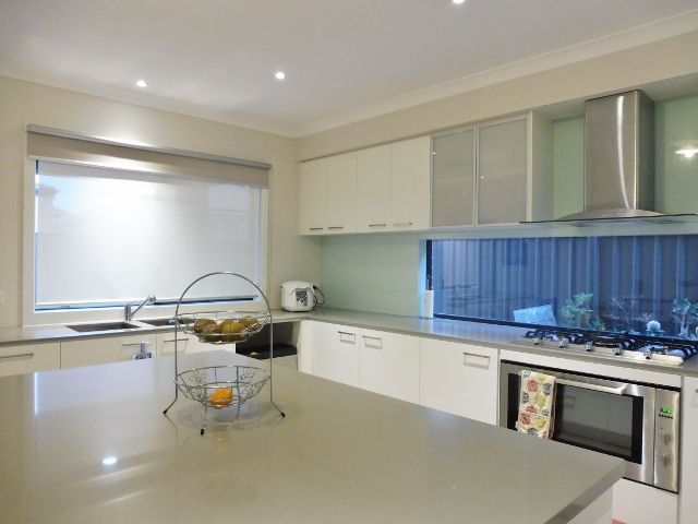 13 Olympus Cresent, Cranbourne West, VIC 3977