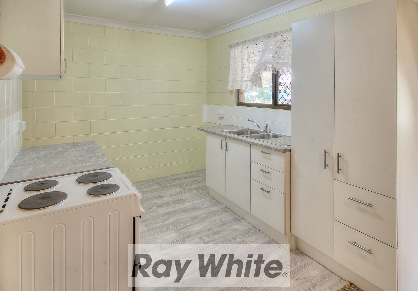 32 Ashvale Street, Kingston, QLD 4114