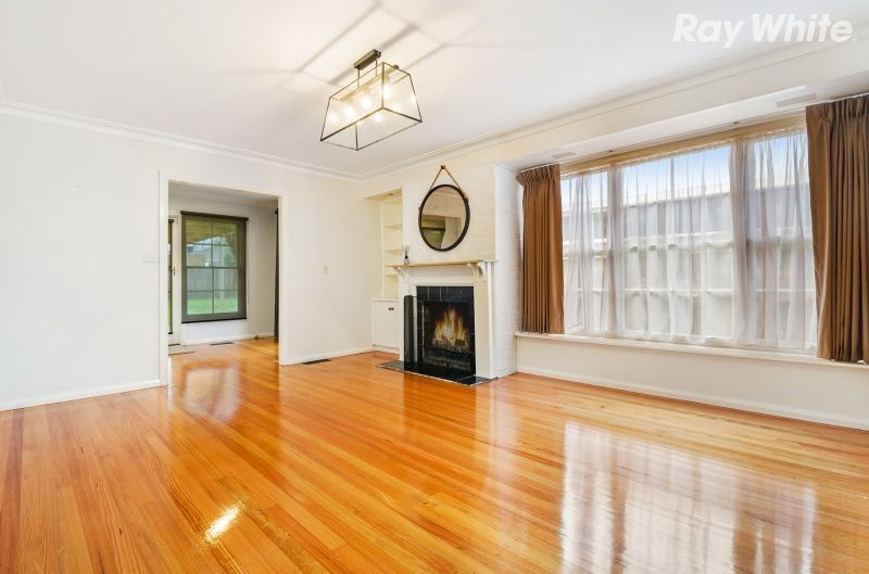 31 Russell Crescent, Boronia, VIC 3155