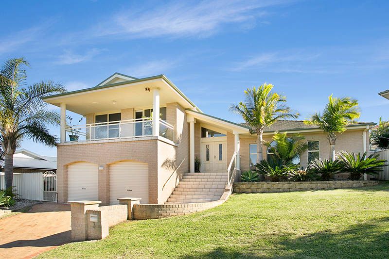 3 Buccaneer Place