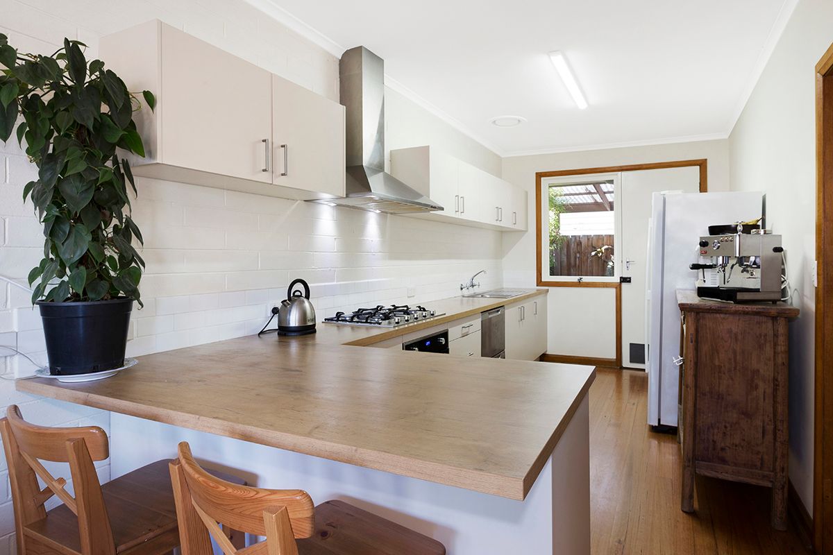 1/13 Swindon Road, Hughesdale, VIC 3166
