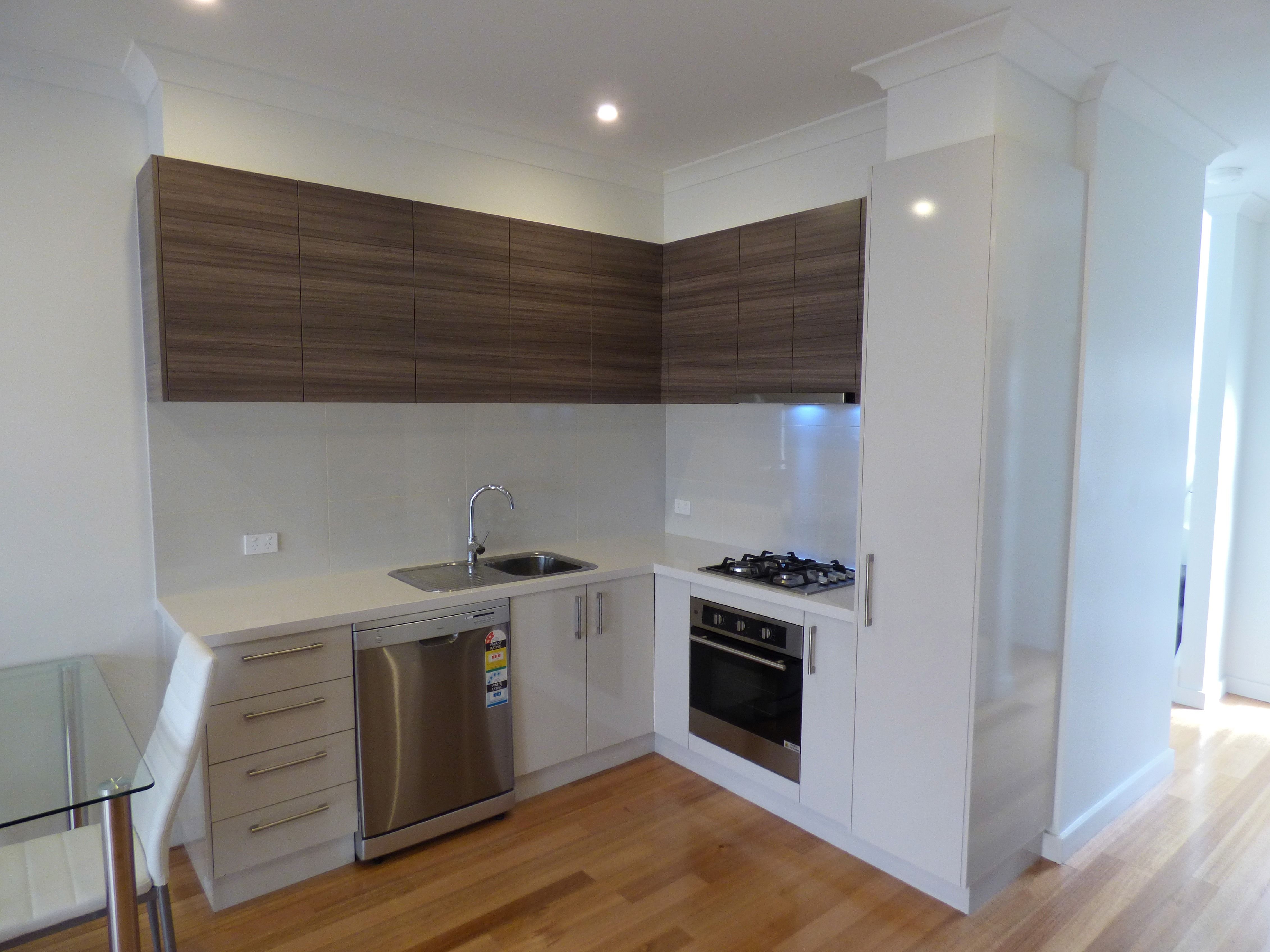 4/8 Miranda Road, Reservoir, VIC 3073