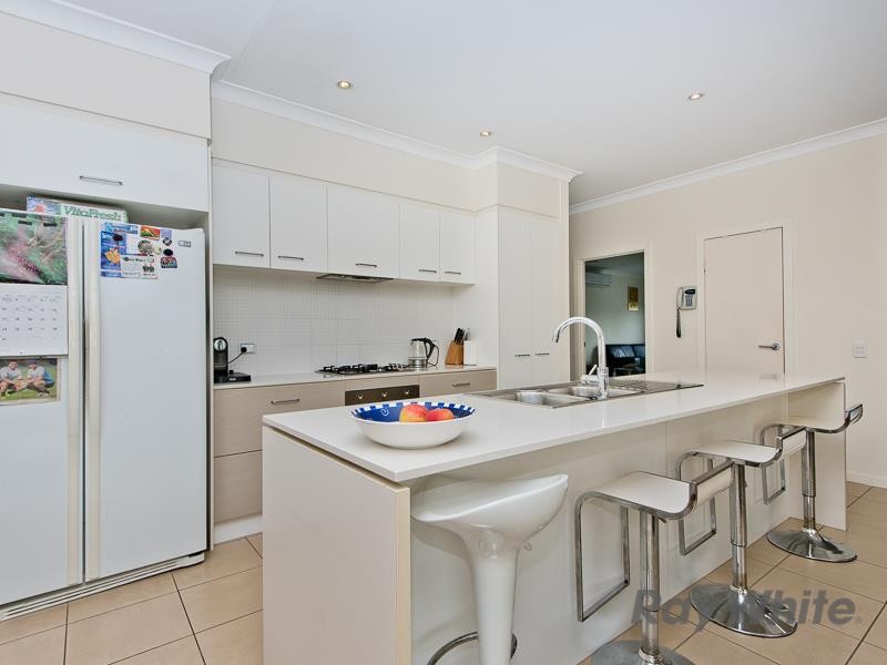 5 Cheddar Court, Carseldine, QLD 4034