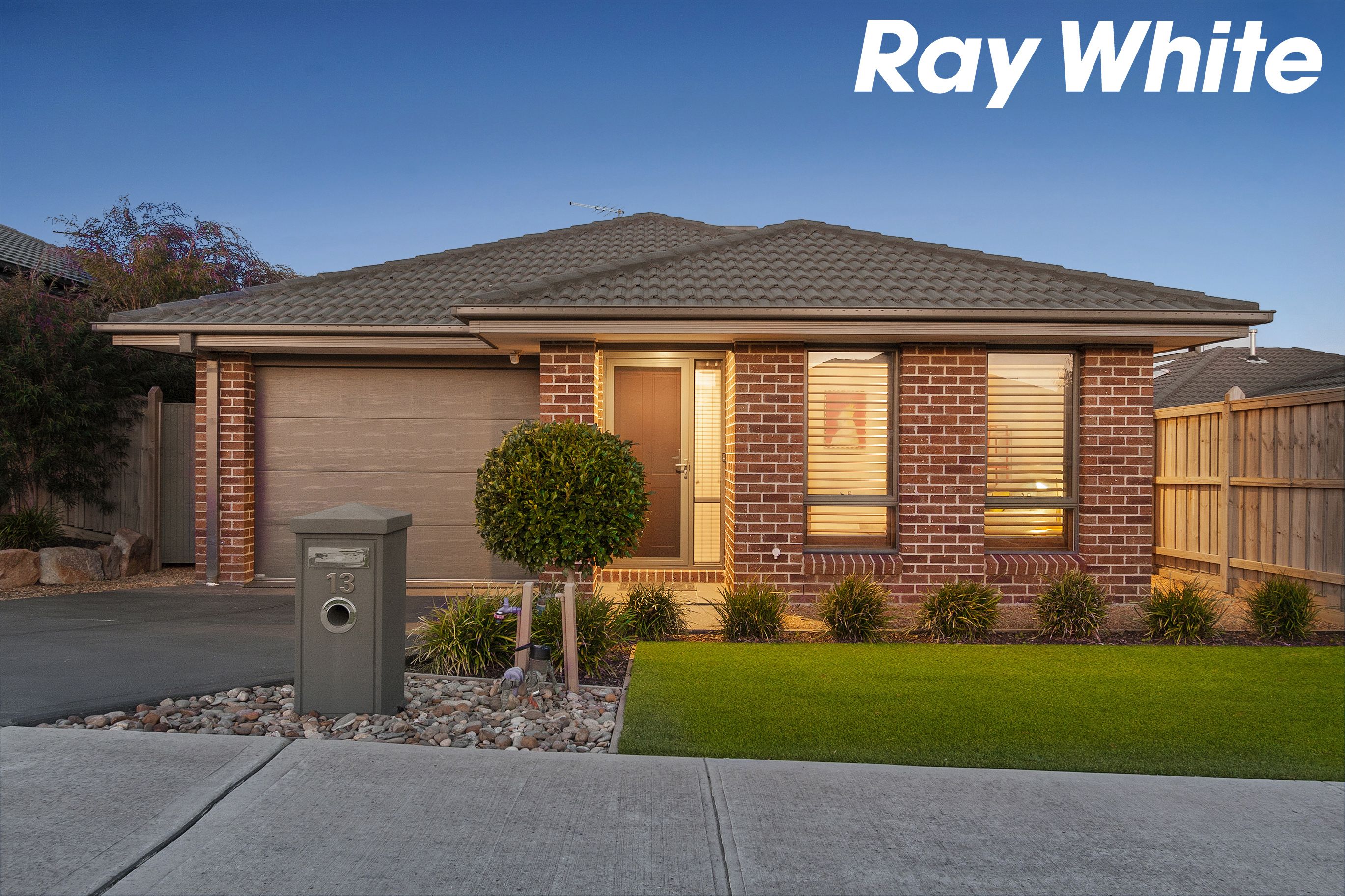 13 Berkley Street, Pakenham, VIC 3810