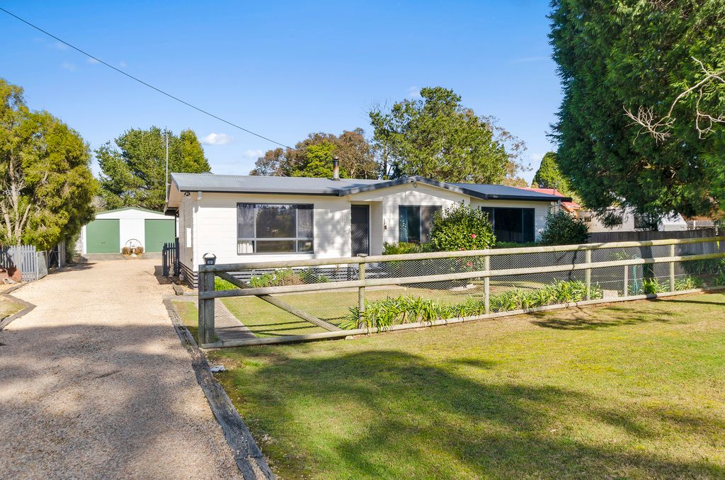 69 Bowral Street