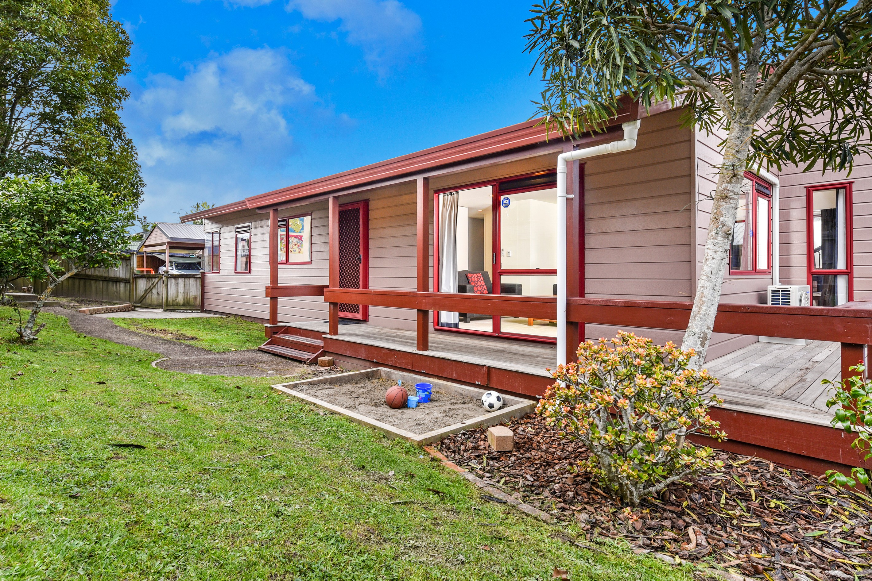 203 Rangatira Road, Beach Haven, North Shore City