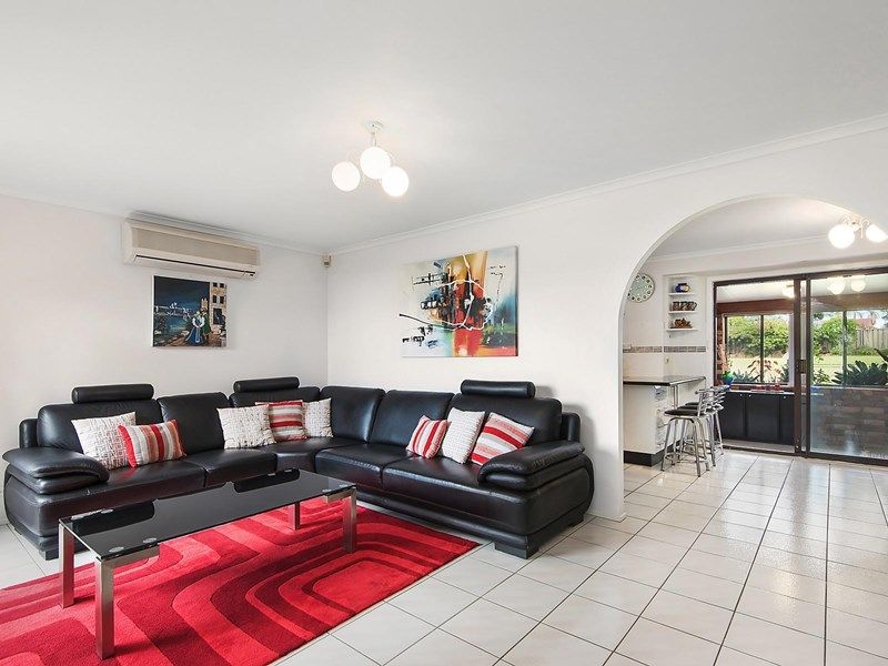 49 Mariner Road, Illawong, NSW 2234