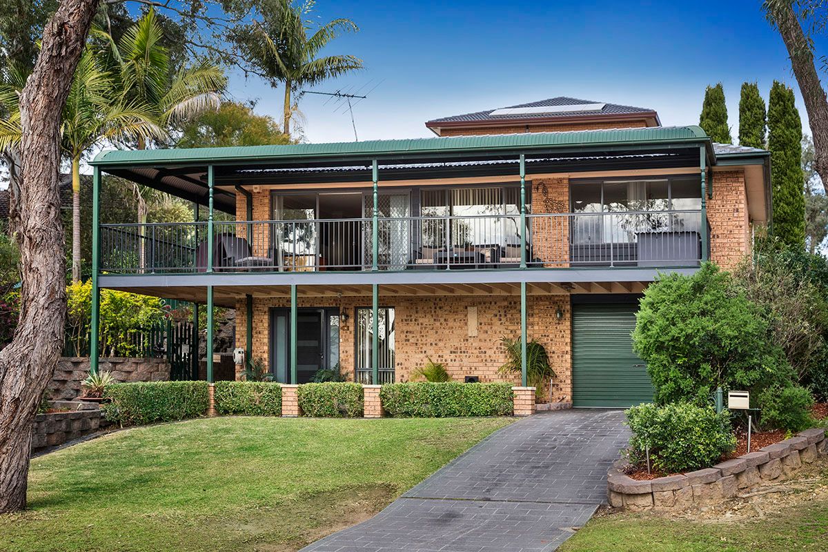 16 Yanderra Avenue