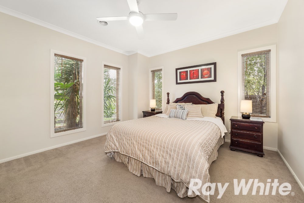 123 Hawkstowe Parade, South Morang, VIC 3752