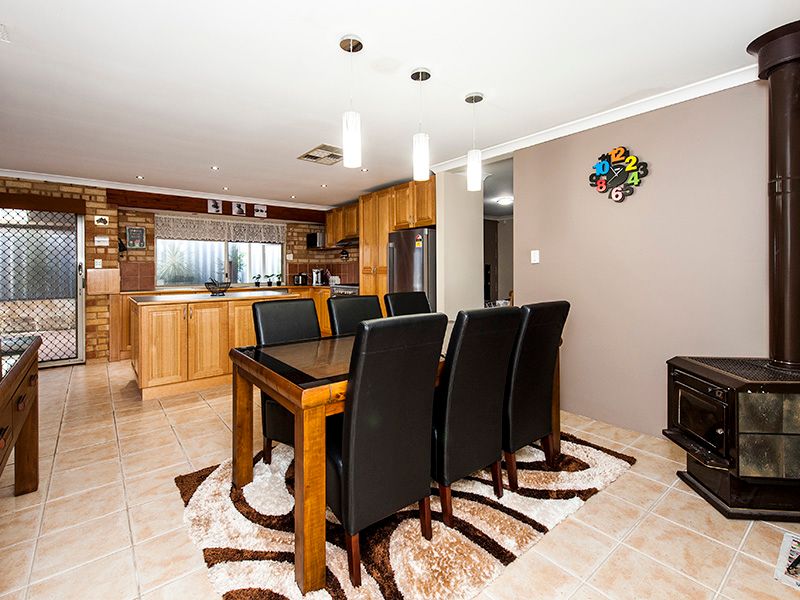 10 Muir Close, Waikiki, WA 6169