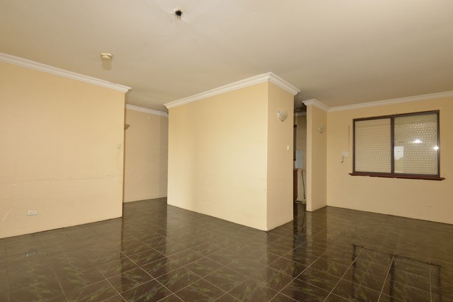 18 Gloves Place, Beechboro, WA 6063