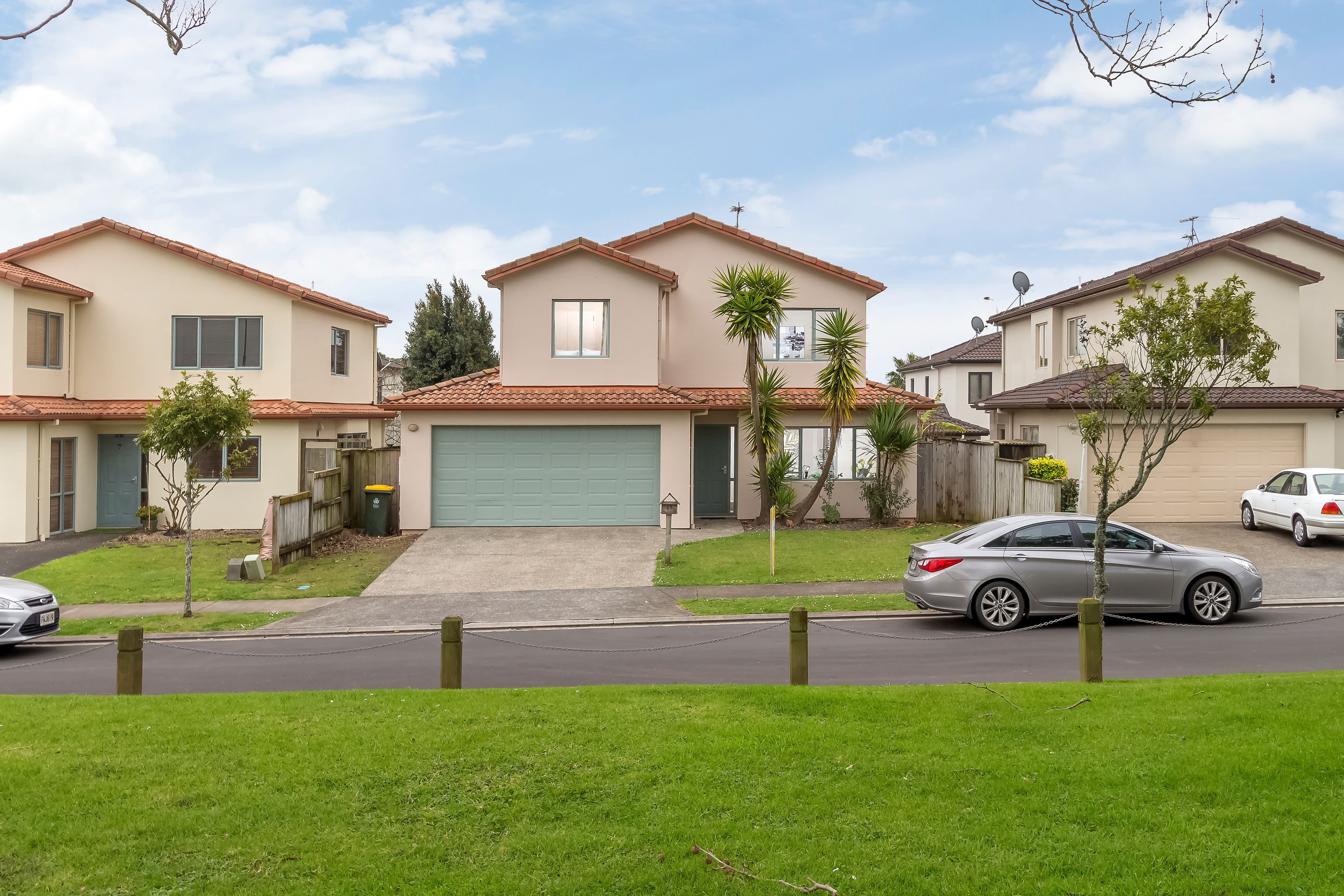 25 Clavoy Place, Botany, Auckland