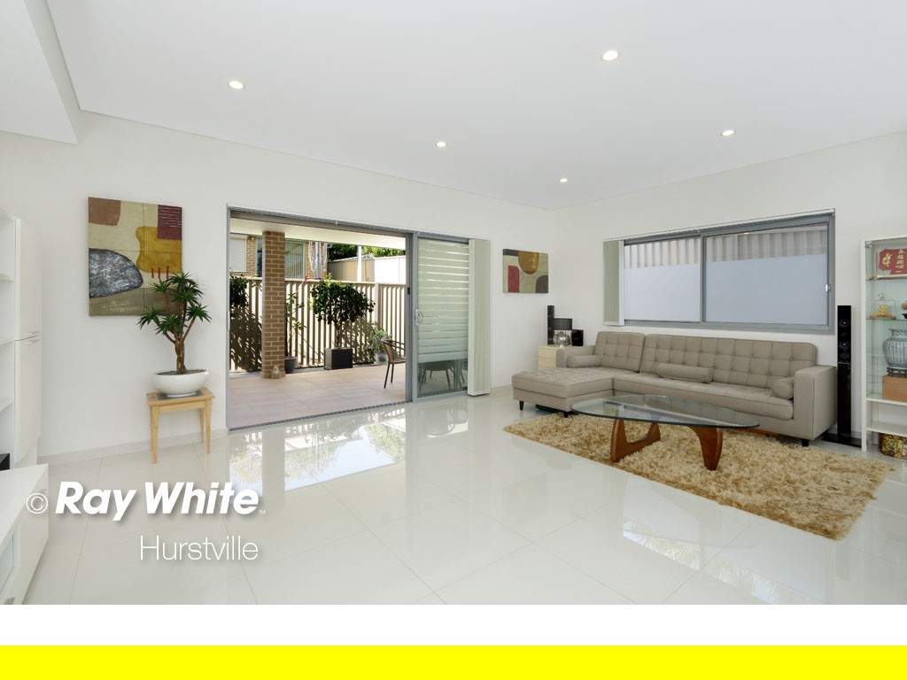 4 Monaro Avenue, Kingsgrove, NSW 2208