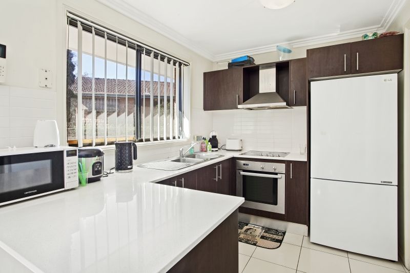 2/33 Cutler Drive, Wyong, NSW 2259