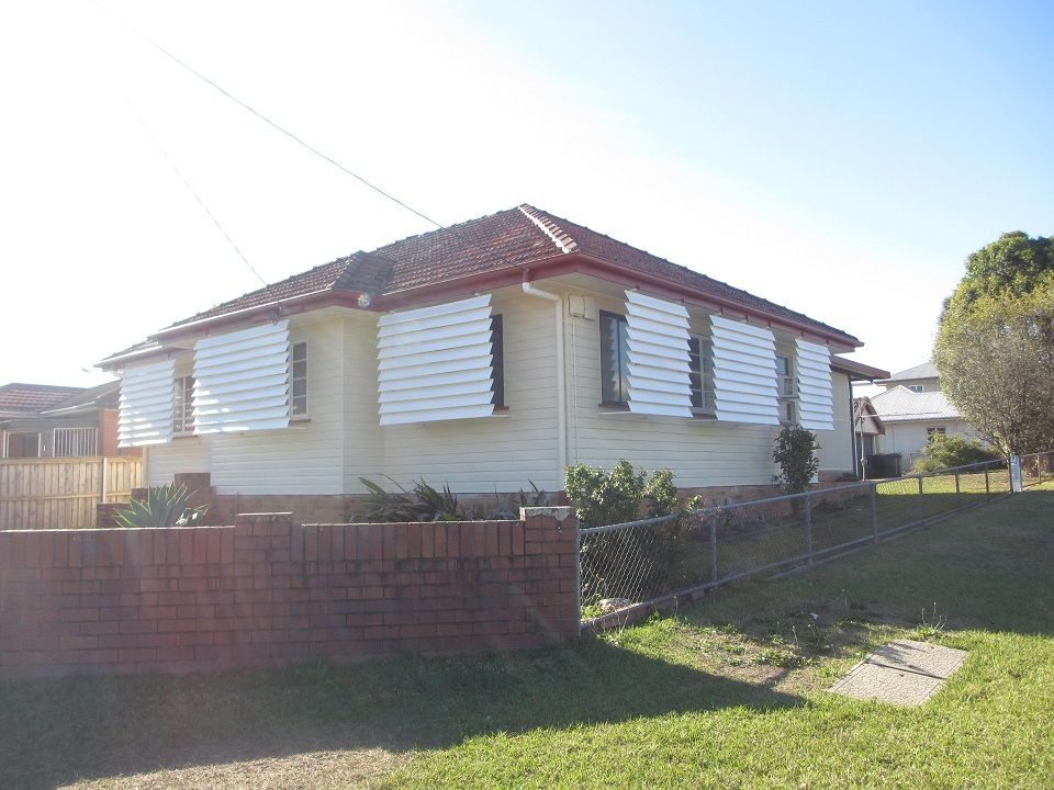84 Broadwater Road, Mount Gravatt East, QLD 4122
