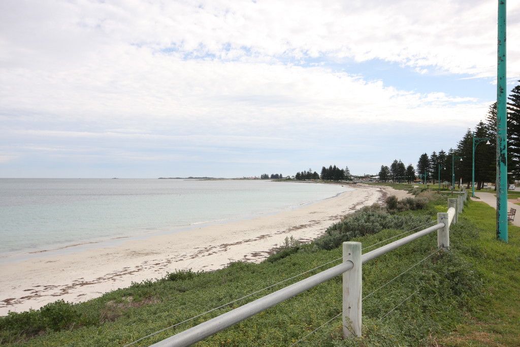 14 Jesmond Street, Safety Bay, WA 6169