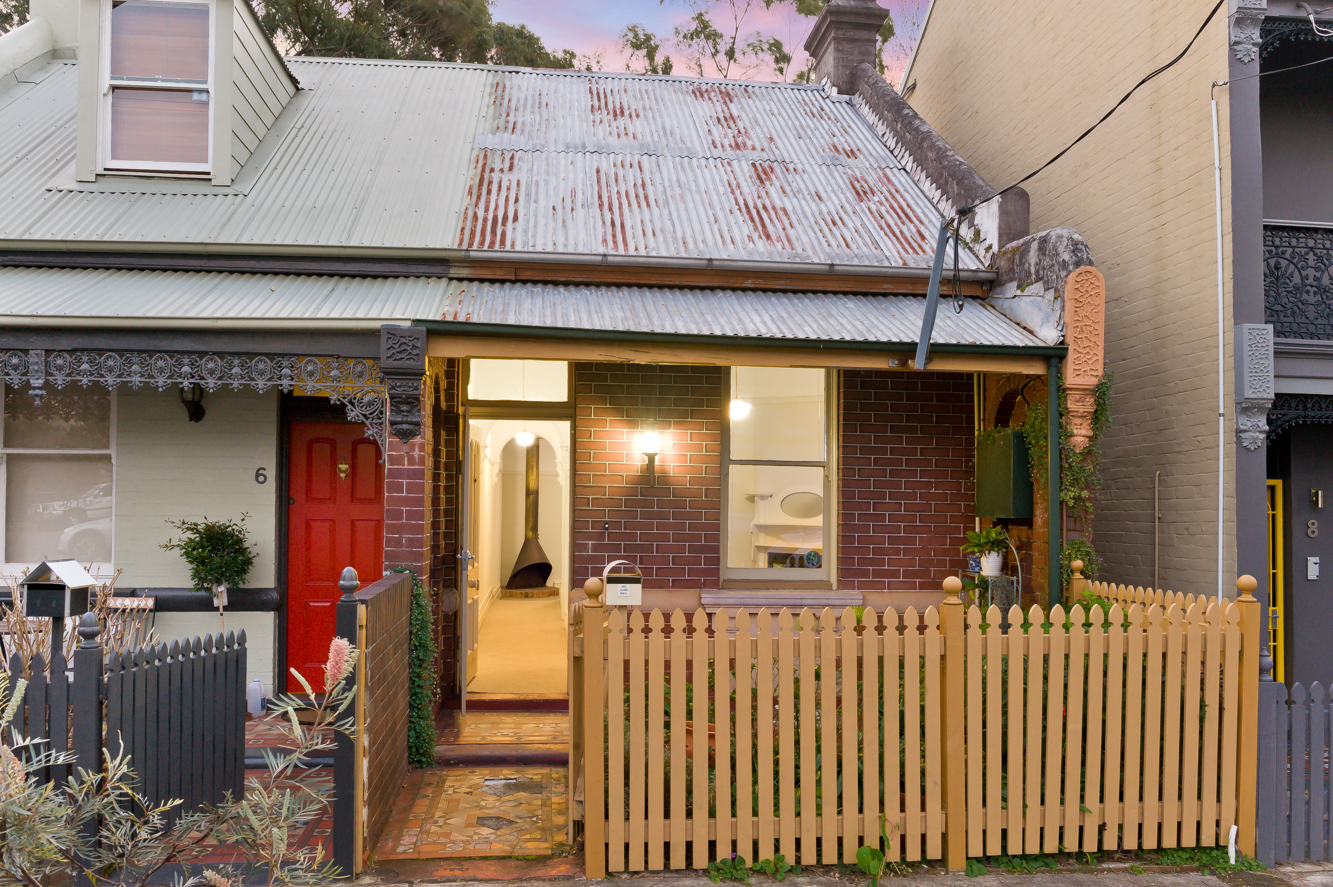 6 Ferris Street