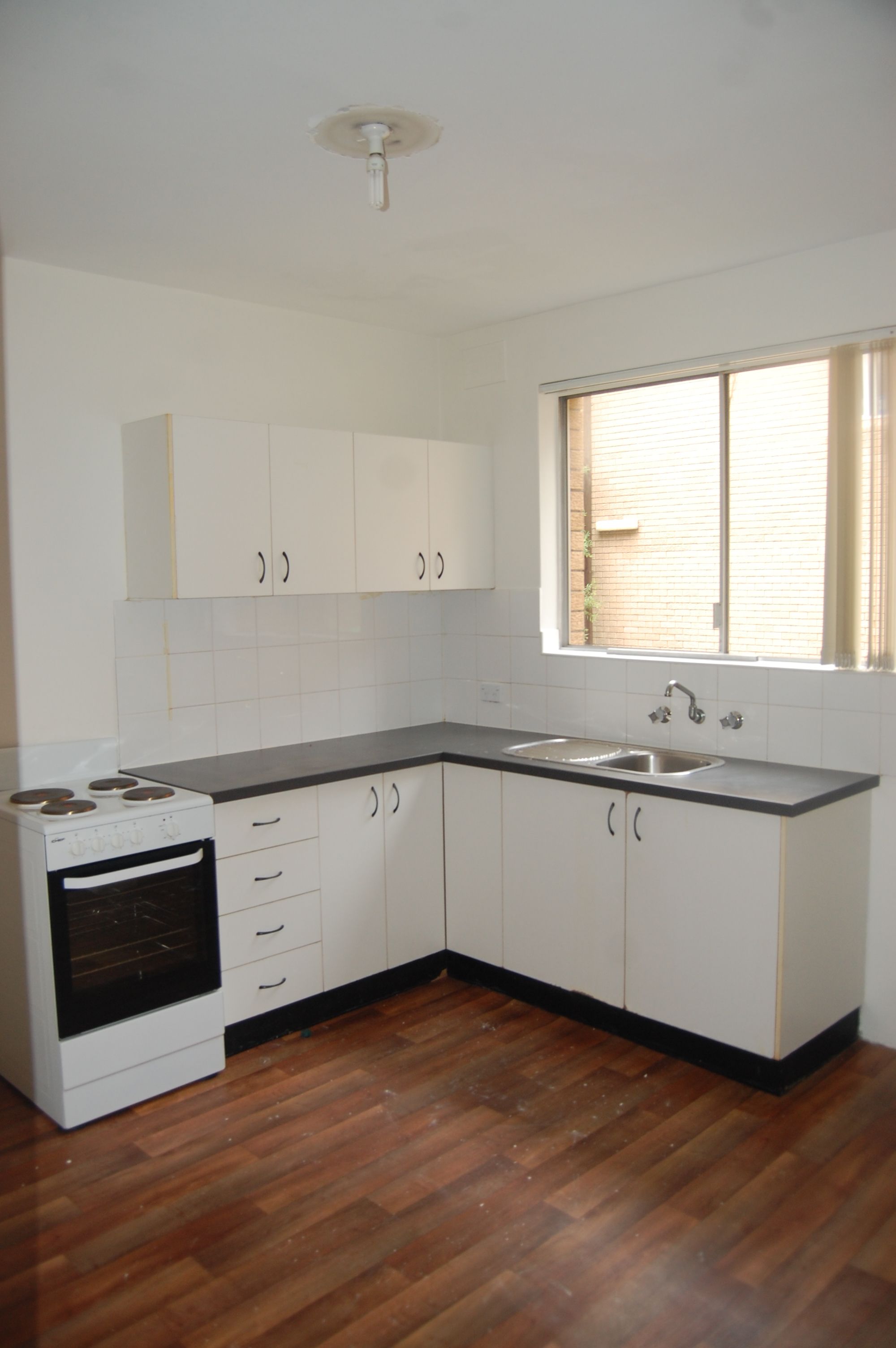 2/10 Glen Street, Marrickville, NSW 2204