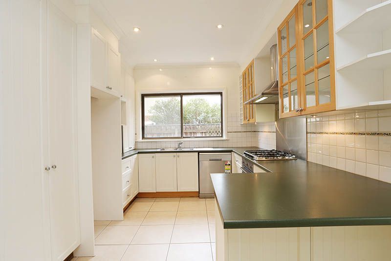 29 Friendship Square, Cheltenham, VIC 3192