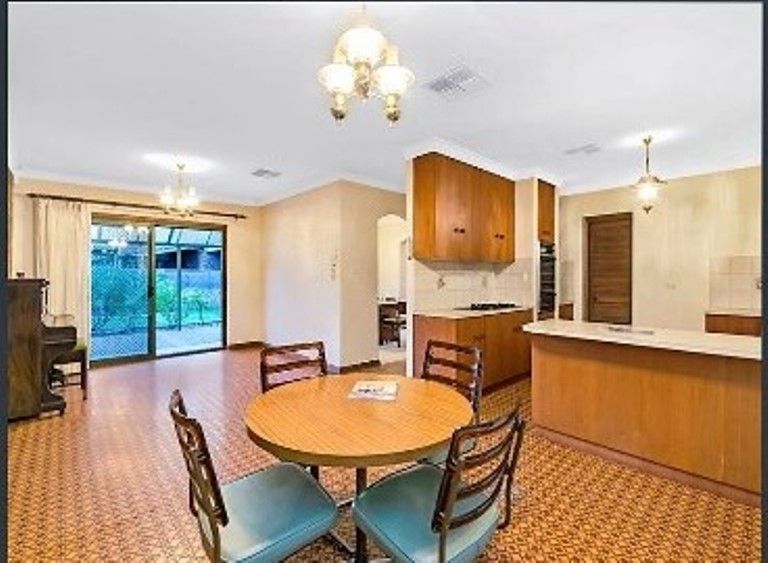 52 Antigua Grove, West Lakes, SA 5021