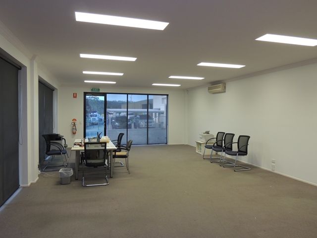 8 Angel Road, Stapylton, QLD 4207