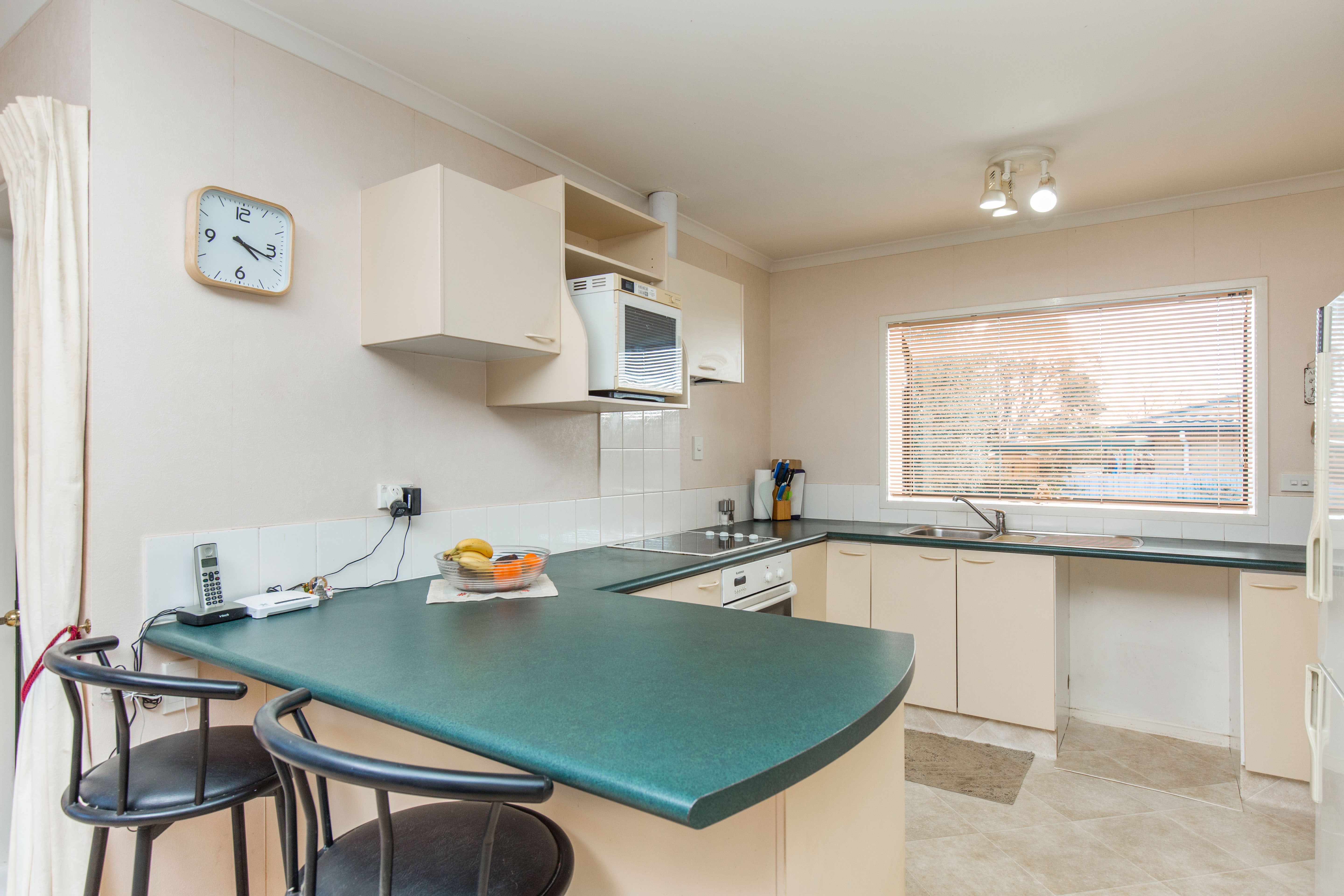 32 Etherton Drive, Weymouth, Manukau City