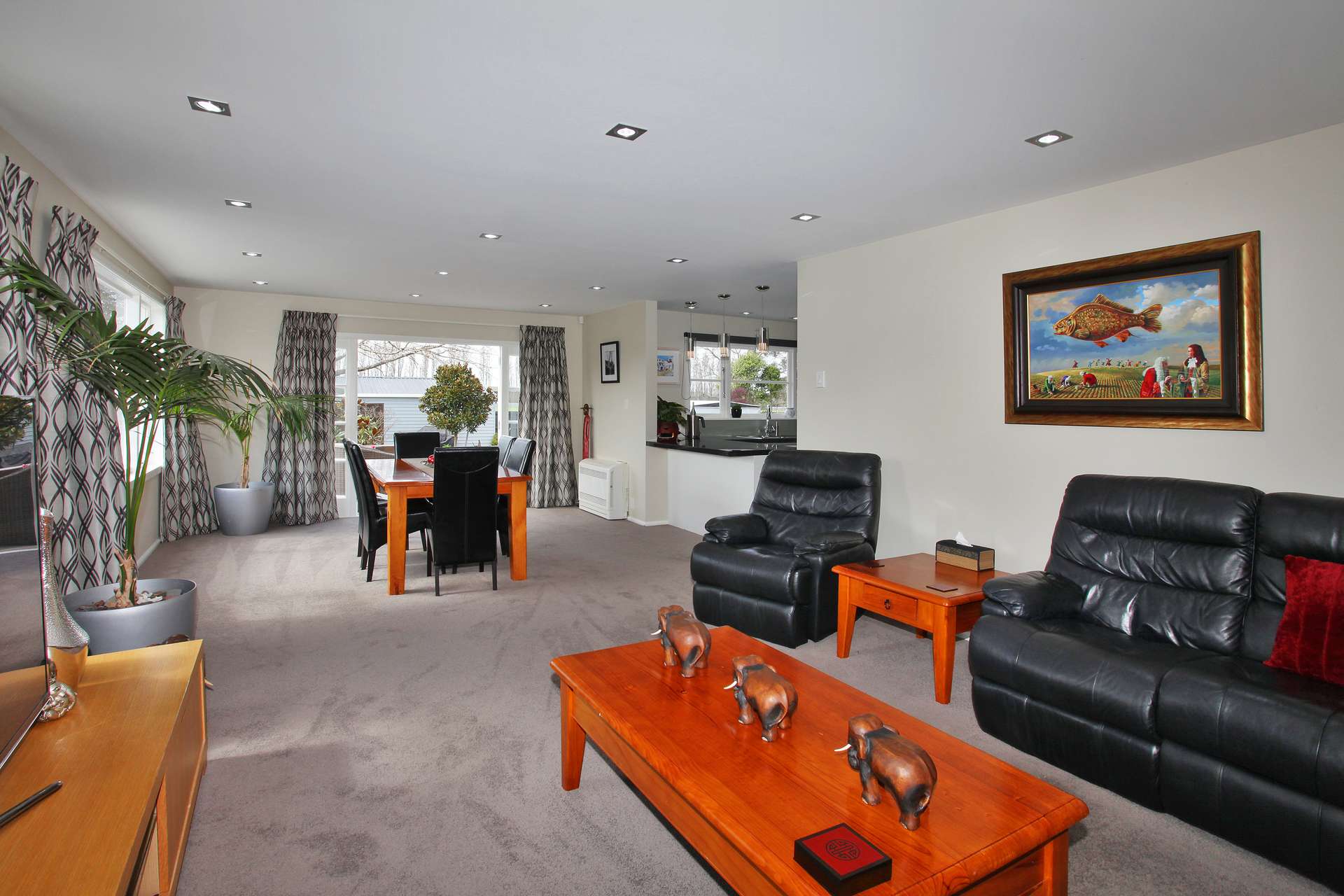 458 Hills Road photo 8