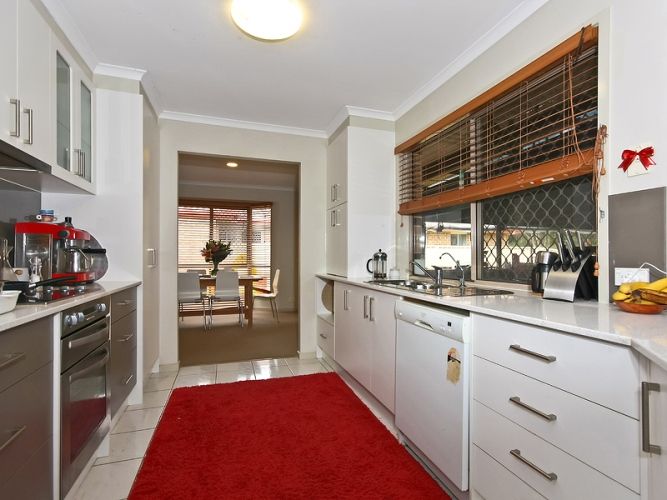 12 Parkdale Court, Robina, QLD 4226