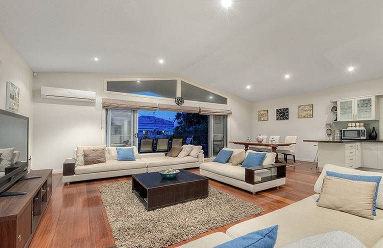66 Temple Street, Coorparoo, QLD 4151