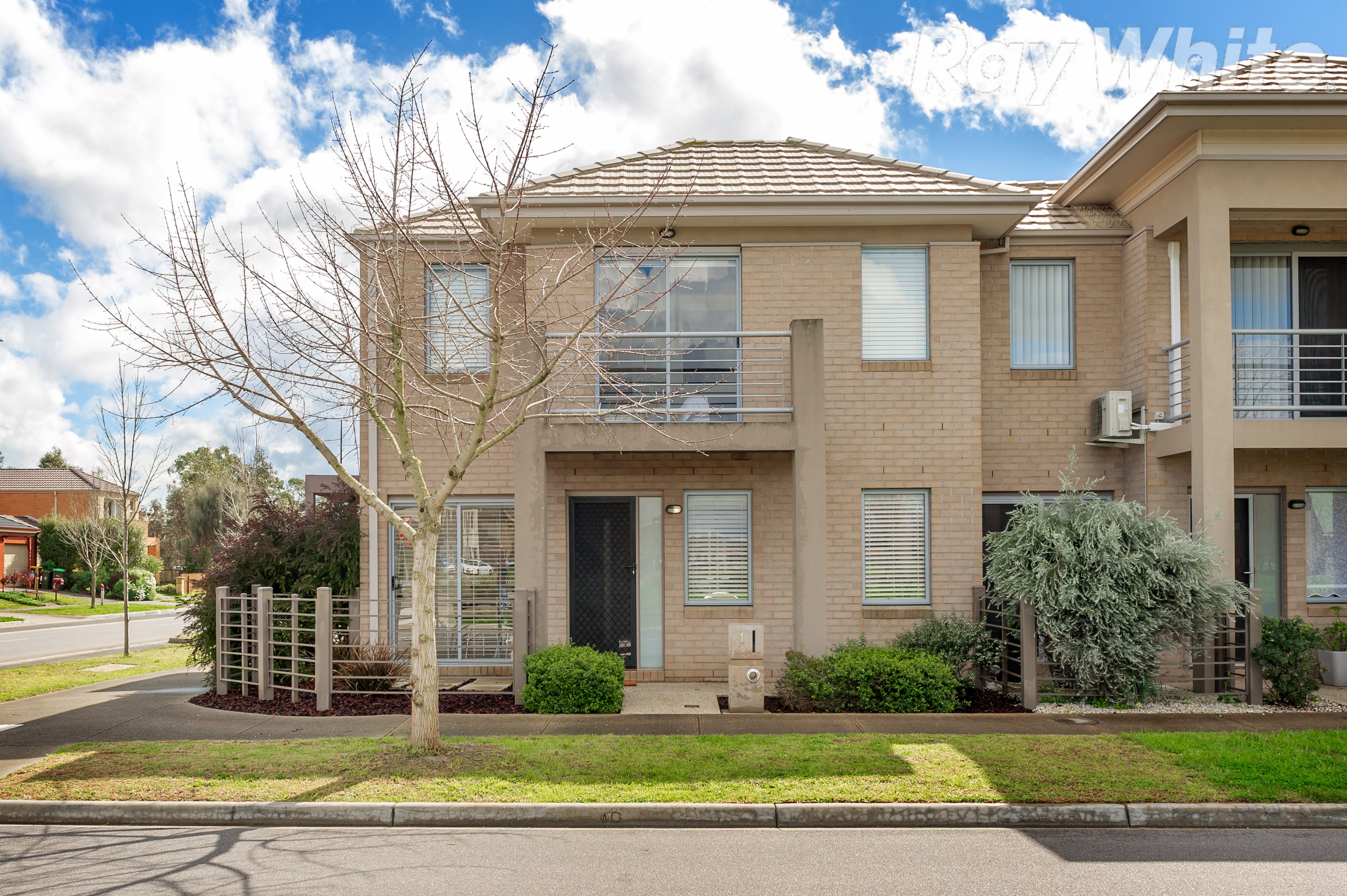 1 Hampden Green, South Morang, VIC 3752