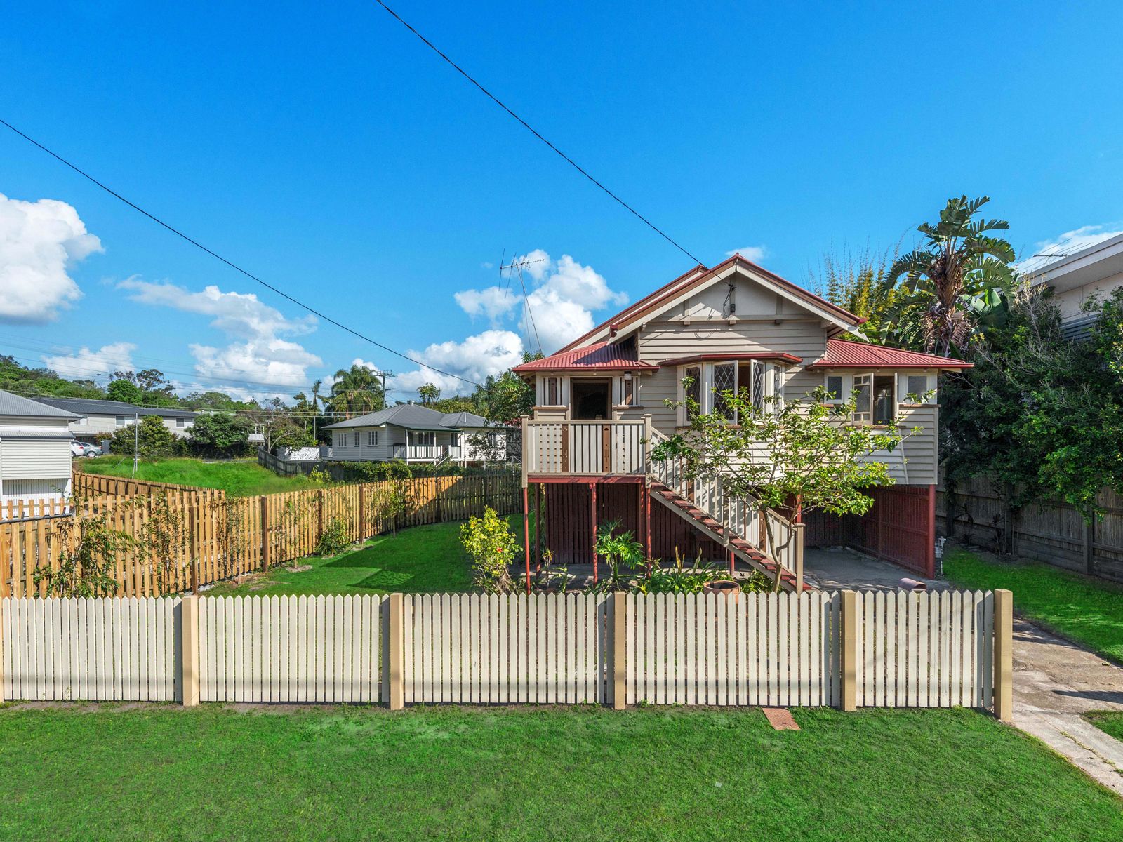 16 Beatrice Street, Hawthorne QLD 4171