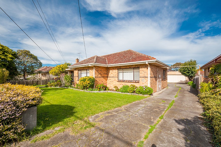 9 McCasker Avenue, Reservoir, VIC 3073